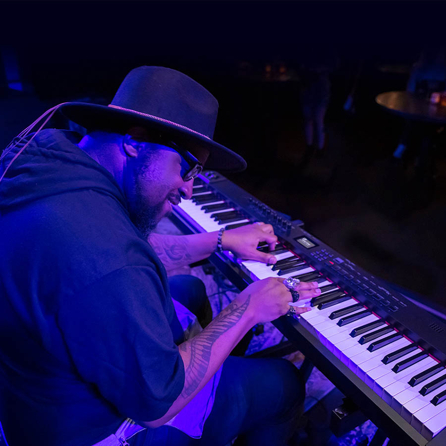 Music City – Tổng Kho Piano, Guitar, Organ | Dịch Vụ Giáo Dục Âm Nhạc