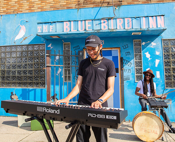 Music City – Tổng Kho Piano, Guitar, Organ | Dịch Vụ Giáo Dục Âm Nhạc